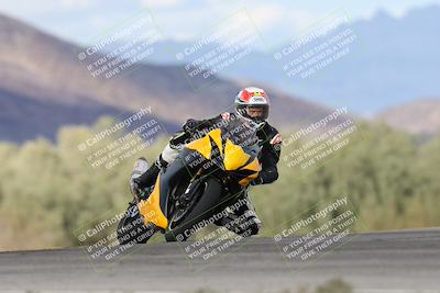 media/Nov-16-2025-Race Pace (Sun) [[8c5fa54630]]/Non Verified Riders (1st 20 Minutes)/7-Turn 9 Entry (210pm)/